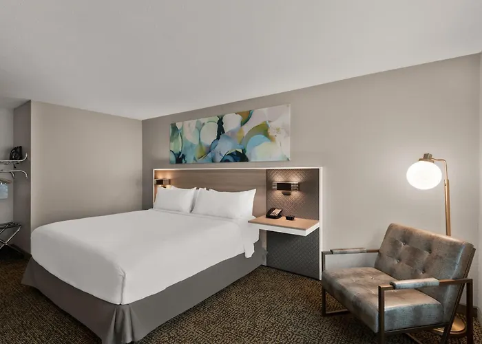 Wyndham Garden & Day Hotel 3*