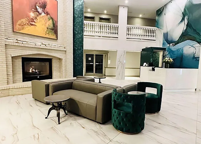 Wyndham Garden & Day Hotel