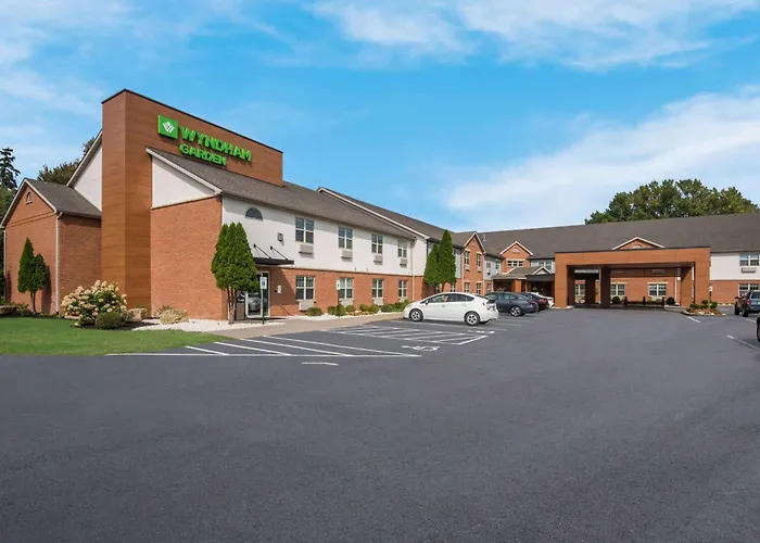 Wyndham Garden & Day Galena