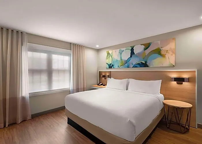 Hotel Wyndham Garden & Day